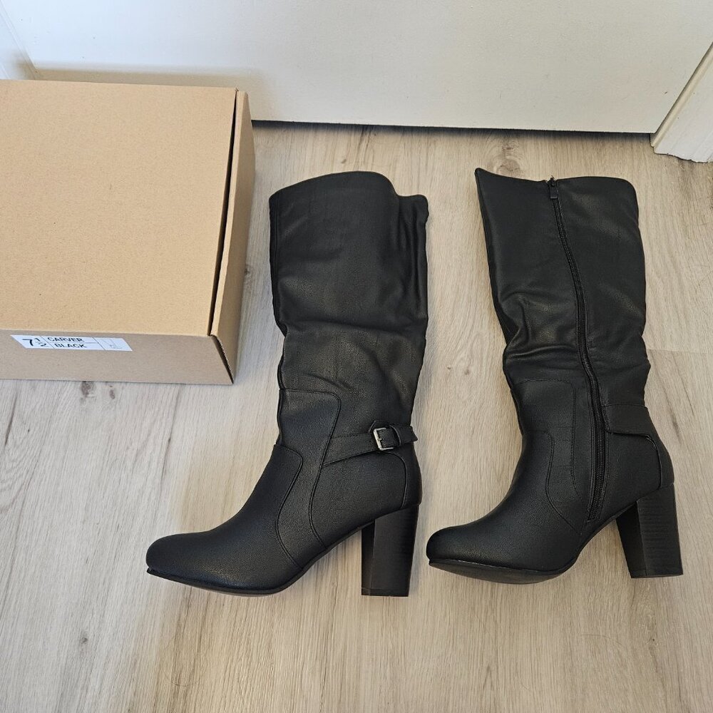 Journee Collection Carver 7.5 Black Tall Riding Boots Brand New - Picture 12 of 14